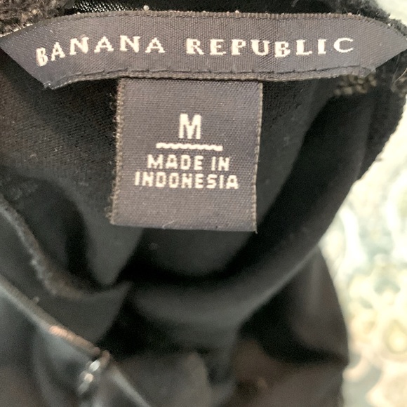 Banana Republic Black Turtleneck - Picture 7 of 7